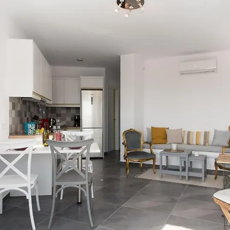 Endless Blue Suite* Cycladic White! Apartment *